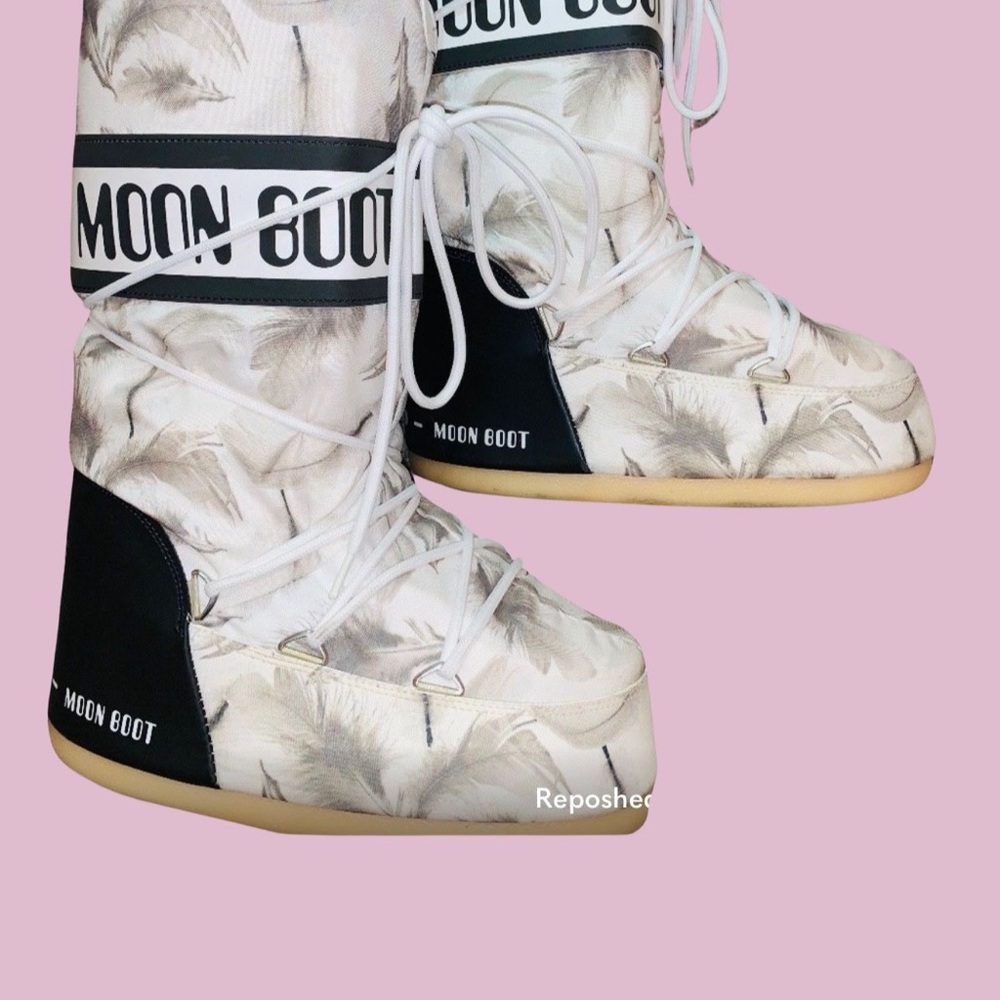 Moon Boot Tropical Print Snow Boots